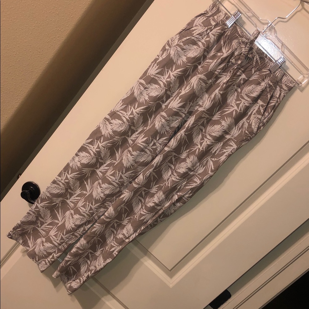 Casual Beige Leaf-Print Elastic Waist trousers.